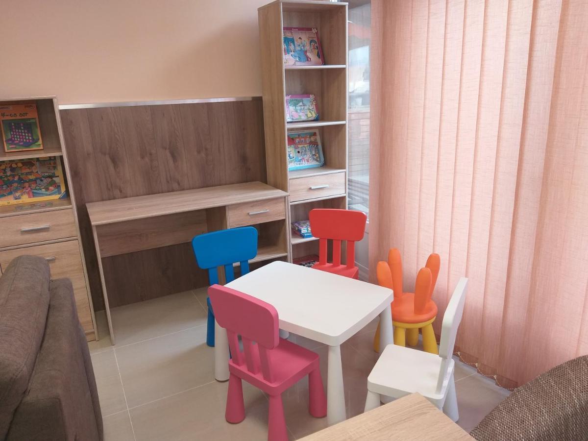Couette-café M7 Galéria Panzió